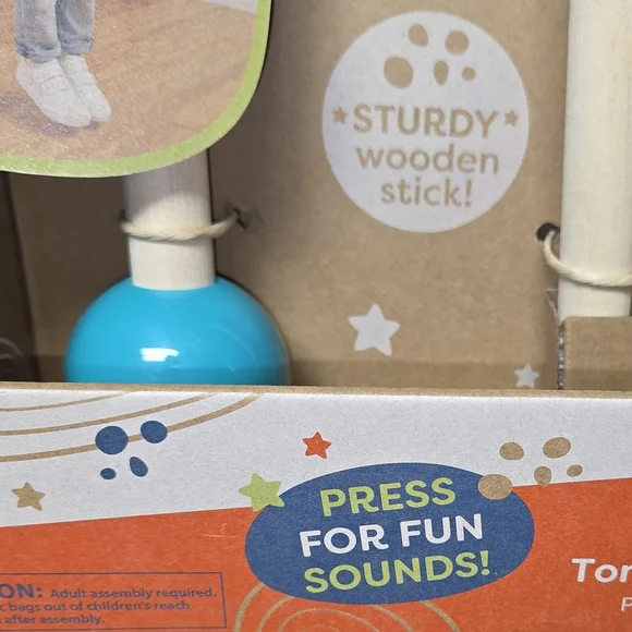 Hop 'N' Ride Triceratops - Red and Yellow - Picture 4 of 6